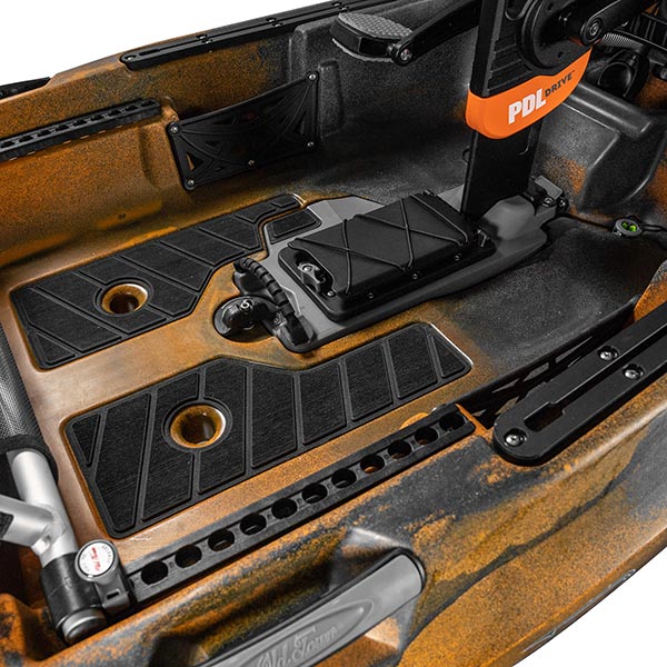 Old Town Sportsman PDL 106 Fishing Kayak - Image 2